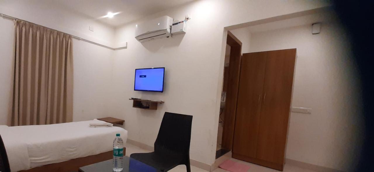 Hotel Airport City Dod Jala エクステリア 写真