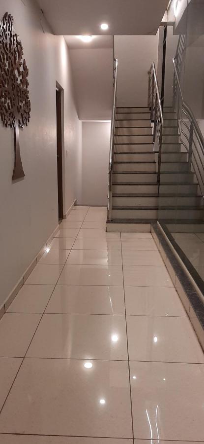 Hotel Airport City Dod Jala エクステリア 写真