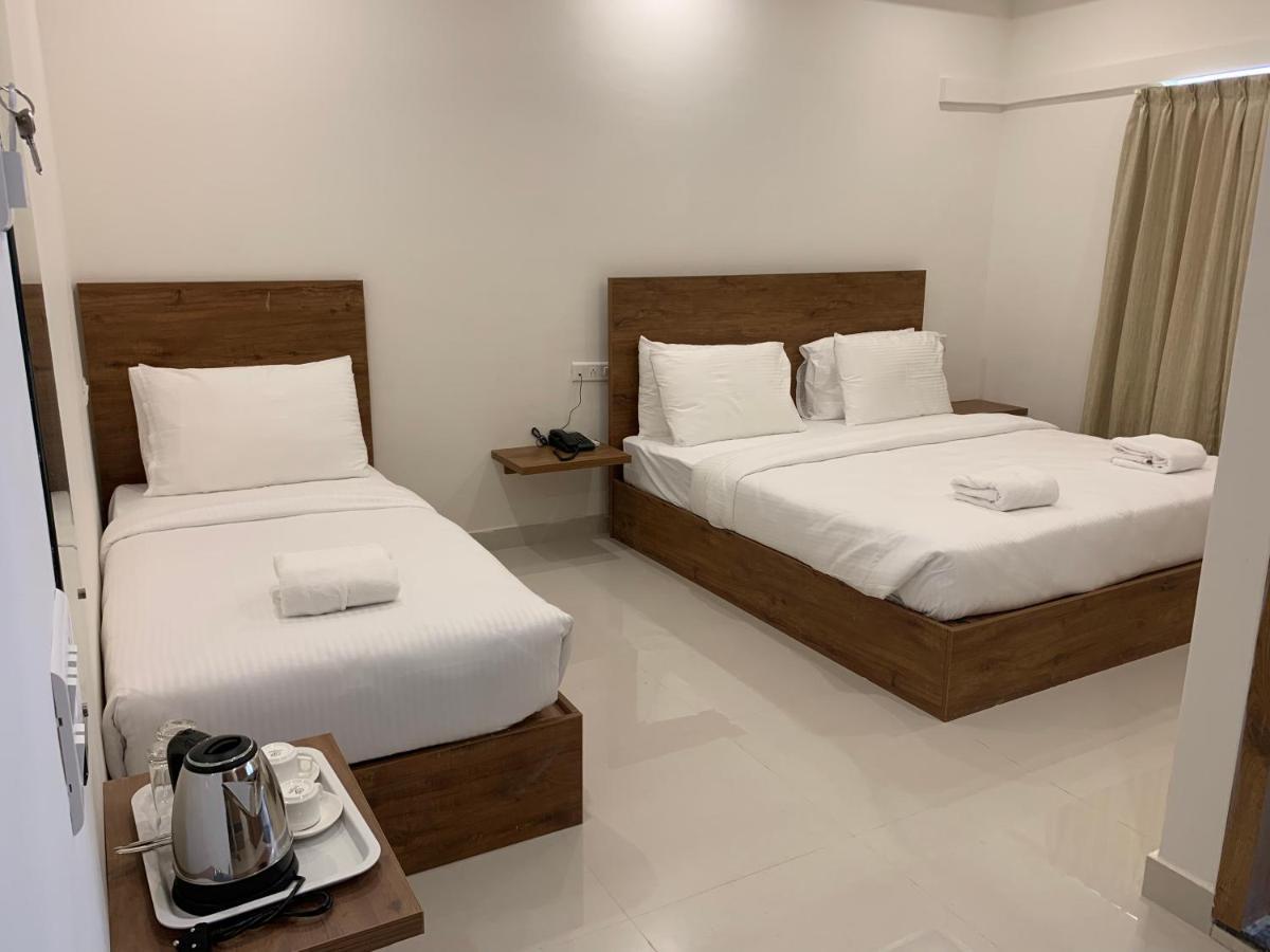 Hotel Airport City Dod Jala エクステリア 写真