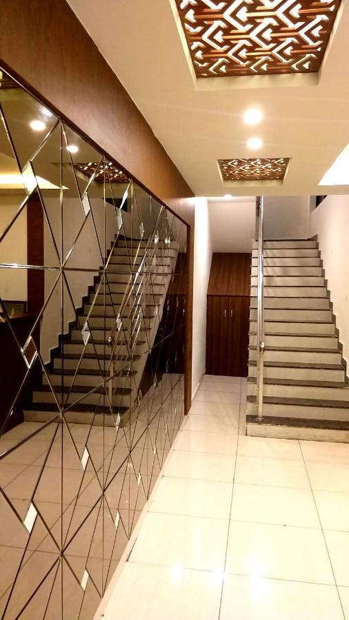 Hotel Airport City Dod Jala エクステリア 写真