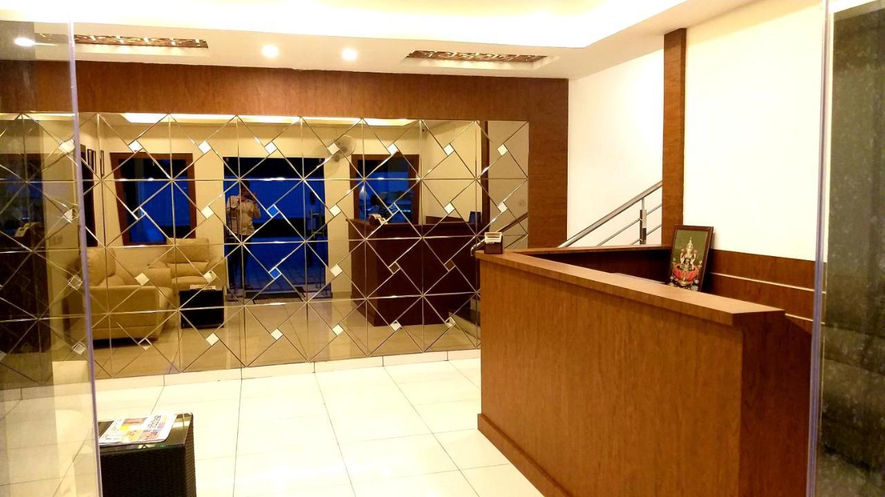 Hotel Airport City Dod Jala エクステリア 写真